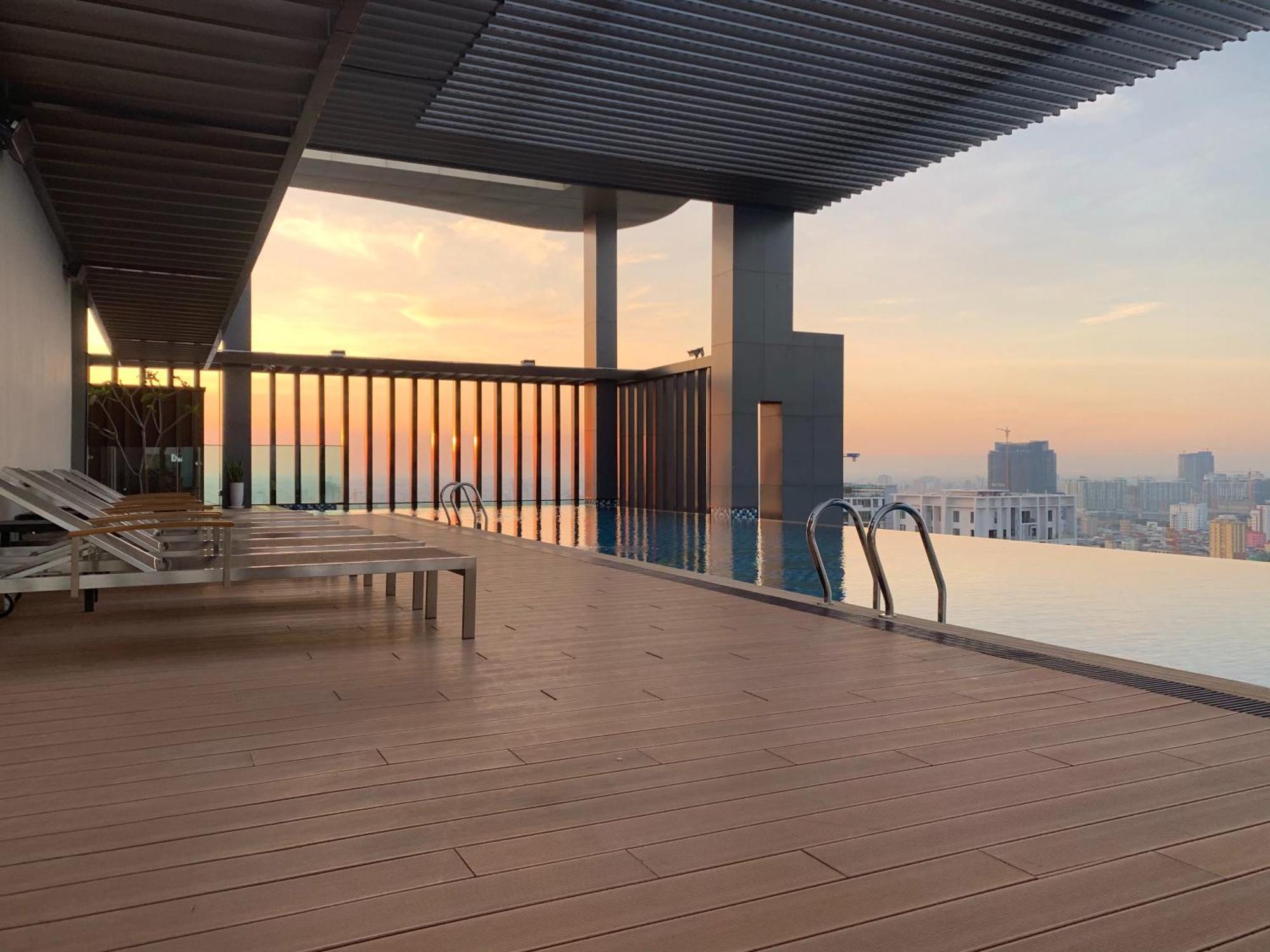 The View Serviced Residence 豪景日式酒店公寓 Phnom Penh Exterior photo